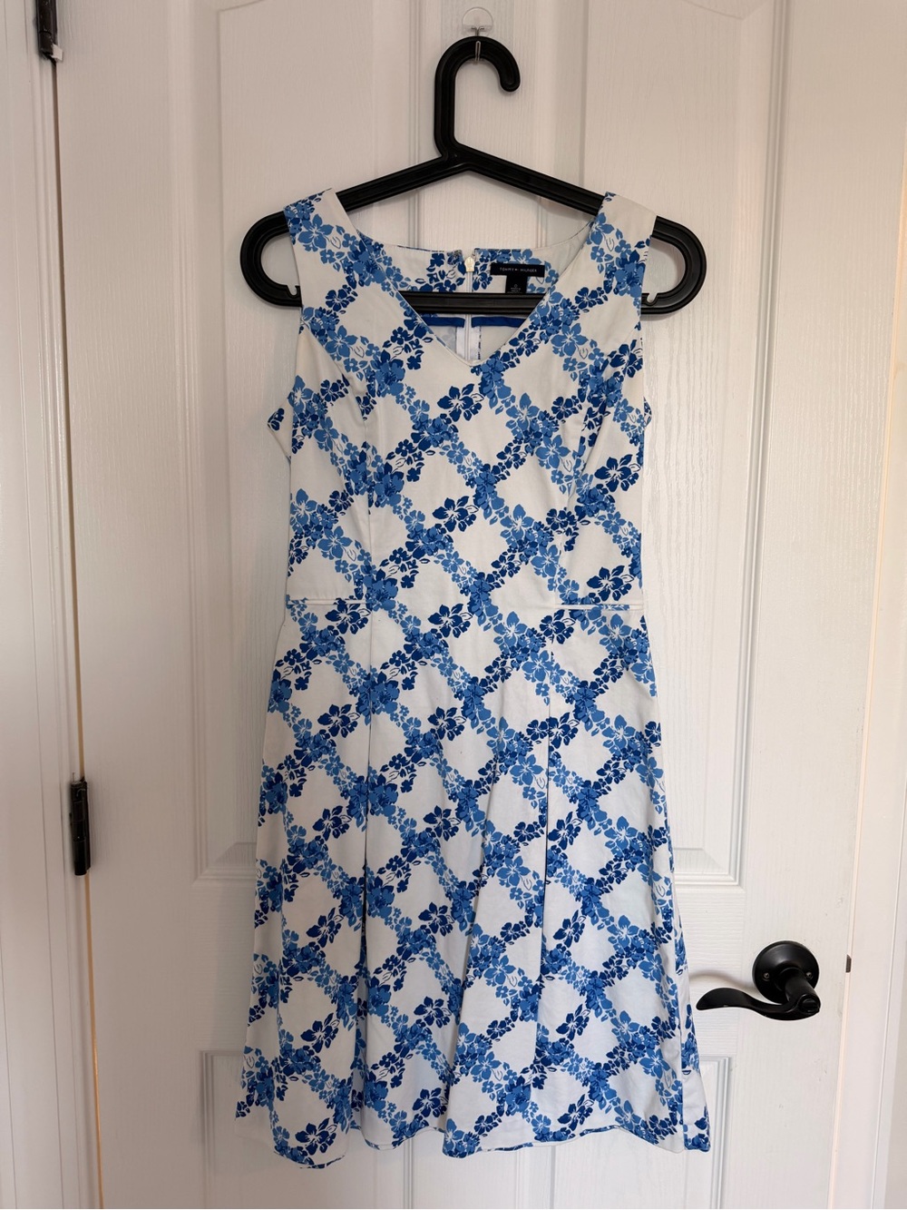 Tommy Hilfiger White Midi Dress with Blue Floral Lattice